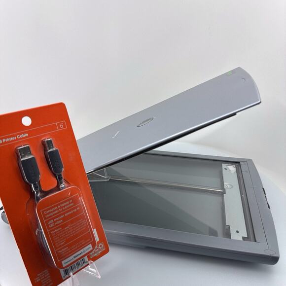 Canon Home/Office - High-Resolution Flatbed Scanner - Picture 1 of 16